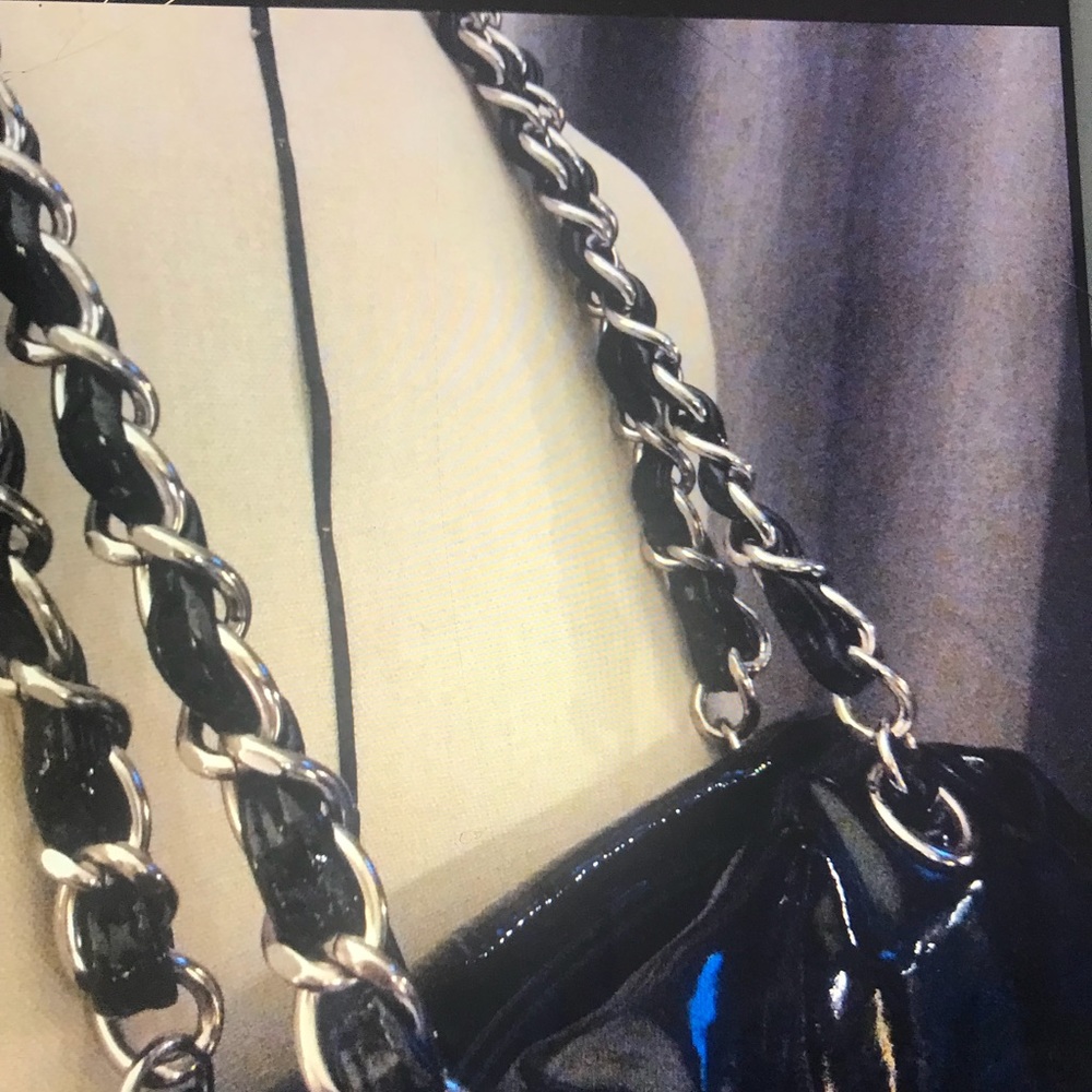 Chanel handbag - Picture 4 of 8